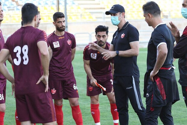 صحبت‌های گل‌محمدی برای بازیکنان پس از باخت در دیدار تدارکاتی
