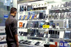 بازار تلفن همراه هوشمند ۹ درصد در ۲۰۲۰ آب رفت