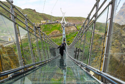 Ortadoğu'nun en uzun cam asma köprüsü