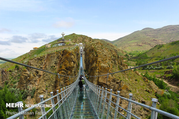 طولانی ترین پل معلق شیشه ای خاورمیانه - اردبیل