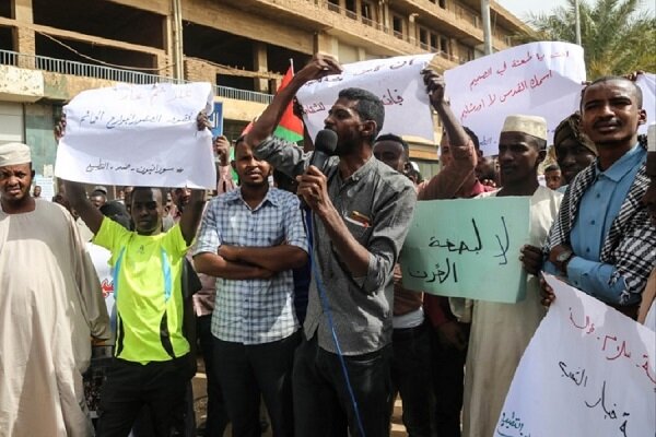 قبل از آنکه دیر شود به صدای ملت سودان علیه عادی سازی گوش فرا دهید