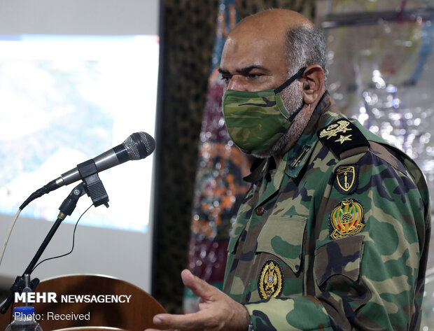 İran Ordusu ülkenin kuzeybatısında askeri tatbikat düzenledi
