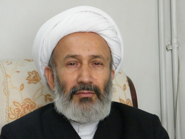 عالم عاملی که تربیت طلبه را بر مناصب دیگر ترجیح داد