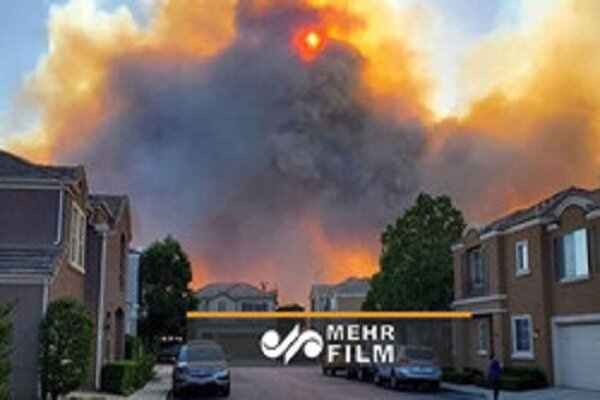 VIDEO: California wildfire spread to residential areas