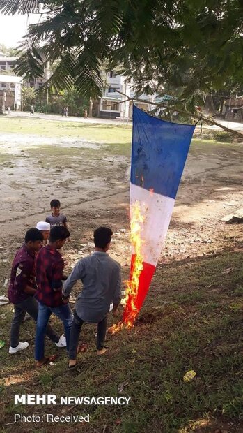 Bangladeş'te Macron protestosu