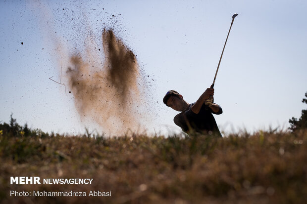 İran'daki golf yarışmadan kareler