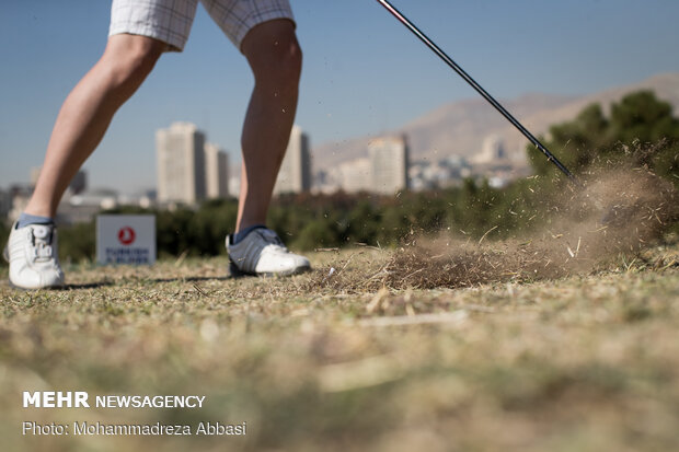 İran'daki golf yarışmadan kareler