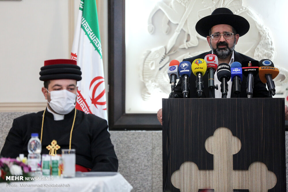 زعماء الاقليات الدينية في ايران يدينون تصريحات السلطات الفرنسية وماكرون بشأن النبي (ص)