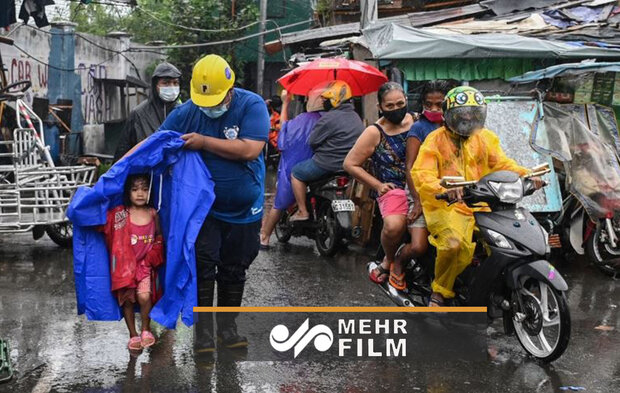 VIDEO: Typhoon Goni hits Philippines