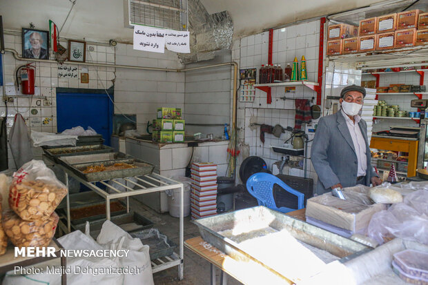 Review of memories in Yazd old chambers