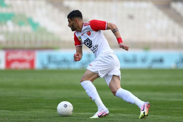 مدافع پرسپولیس بازی با سپاهان را از دست داد مدافع پرسپولیس بازی با سپاهان را از دست داد