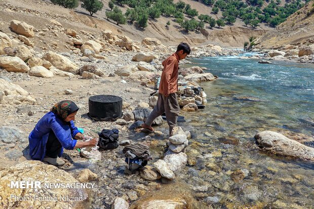 A peek into nomad’s lifestyle in SW Iran