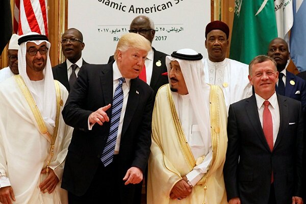آل سعود، آل نہیان، آل خلیفہ اور داعشیوں کو ڈونلڈ ٹرمپ کی عنقریب شکست پر سخت صدمہ