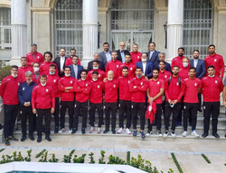 تیم ملی فوتبال ایران به تهران بازگشت