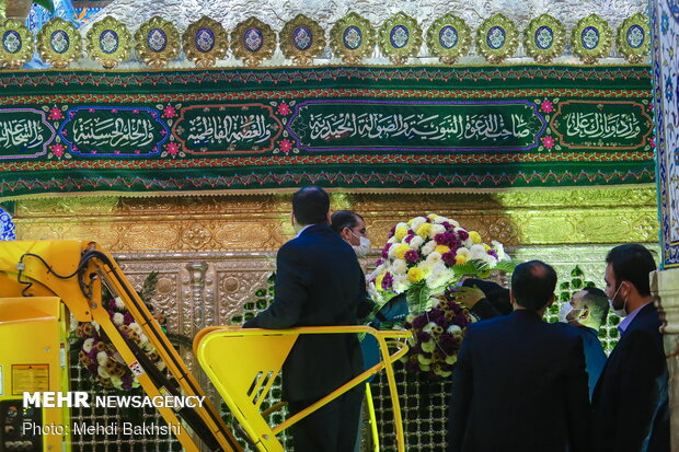 Preparing Hazrat Masumeh shrine for birth anniv.
