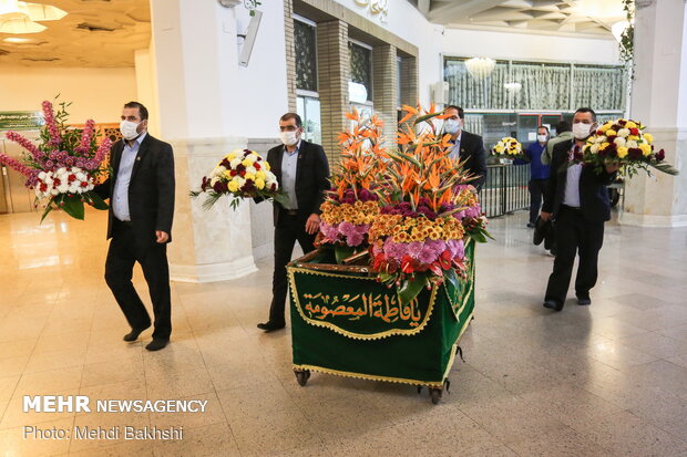 Preparing Hazrat Masumeh shrine for birth anniv.
