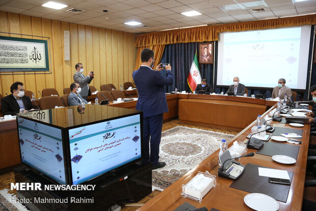 امضاء تفاهم نامه بازسازی اتوبوس های فرسوده ناوگان اتوبوسرانی شهری