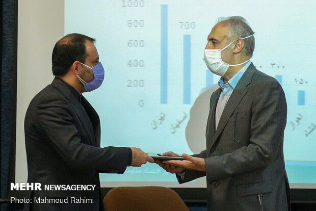 امضاء تفاهم نامه بازسازی اتوبوس های فرسوده ناوگان اتوبوسرانی شهری