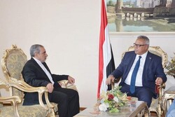 رایزنی سفیر ایران و نخست وزیر یمن درباره تقویت روابط دوجانبه