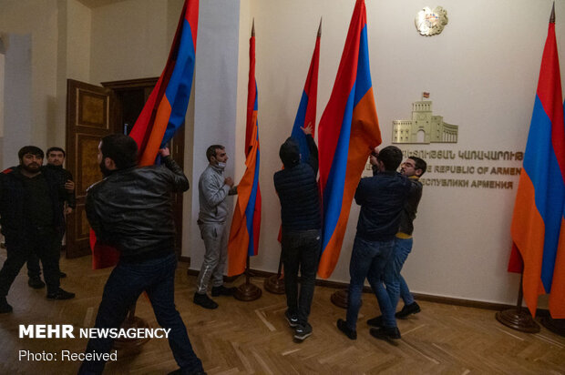 Scenes of protests in Armenian Parliament