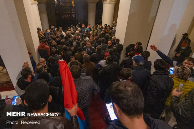 Scenes of protests in Armenian Parliament