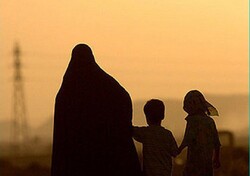 ۱۳ هزار زن سرپرست خانوار تحت حمایت کمیته امداد اصفهان خانه ندارند