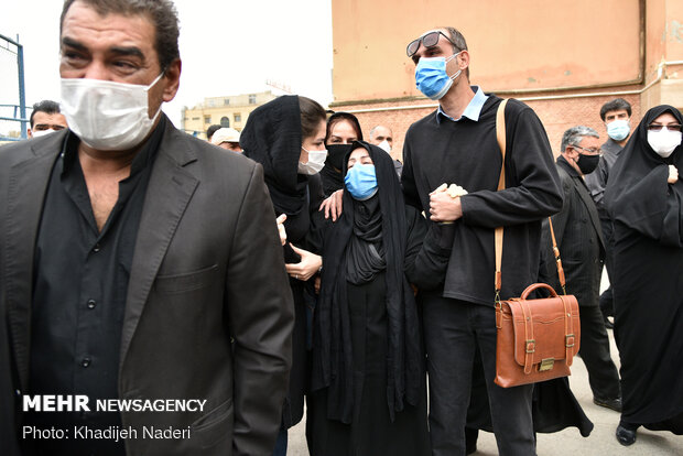 مراسم تشییع پیکر مرحوم محمود یاوری سرمربی اسبق تیم‌ ملی فوتبال - اصفهان