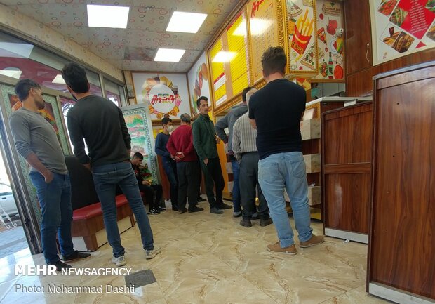 عدم توجه به مصوبات ستاد کرونا در اردبیل