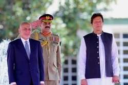 عمران خان و اشرف غنی