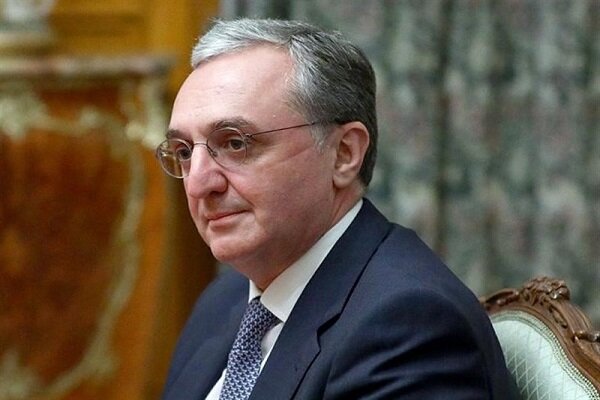 وزیر خارجه ارمنستان برکنار شد/ پاشینیان: استعفا نمی دهم