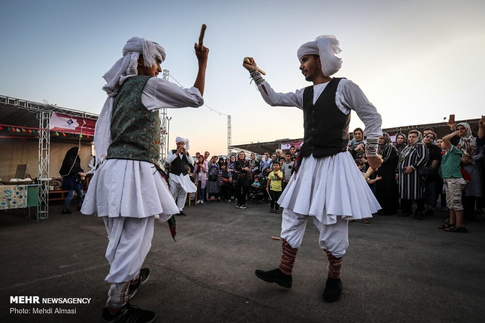 Festival in iran hi-res stock photography and images - Alamy