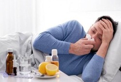 بیمار مبتلا به آنفلوانزا با چه علائمی باید به پزشک مراجعه کند