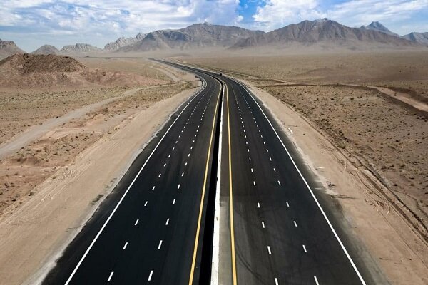 دولت قادر به سرمایه‌گذاری در پروژه آزادراه بوشهر – شیراز نیست