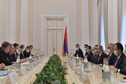 Rus heyeti Dağlık Karabağ konusunda Ermenistan’da temaslarda bulundu