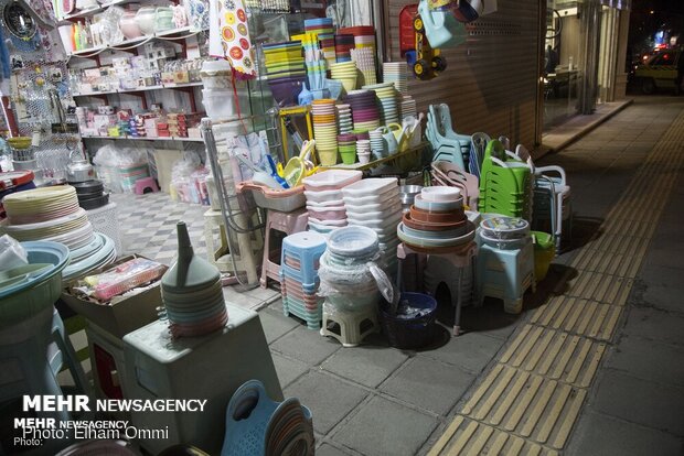 سد معبر مغازه داران و دست فروشان در سنندج
