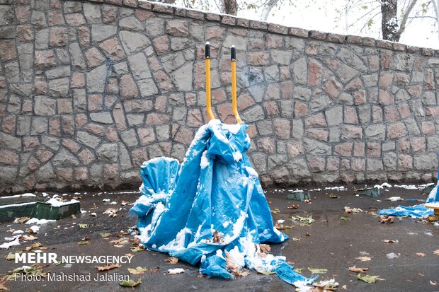 First autumn snow in Mashhad
