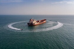 توقیف شناور خارجی در خلیج فارس/ ۷۵۷ هزار لیتر سوخت قاچاق کشف شد