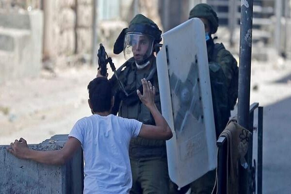 بازداشت یک جوان معلول فلسطینی به دست نظامیان صهیونیست