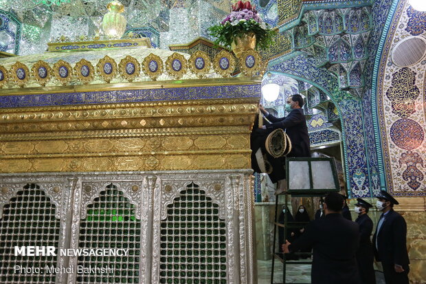 Hazrat Masoumeh holy shrine in Qom blanketed in black