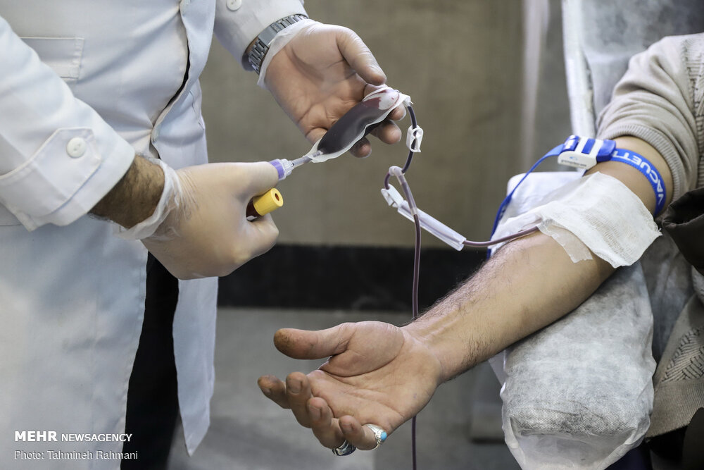 ۷۷ هزار تهرانی خون اهدا کردند/۱۶ هزار نفر بار اولی بودند