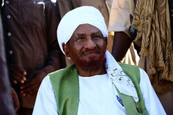 رهبر حزب «الامه» سودان و از مخالفان سازش با اسرائیل درگذشت