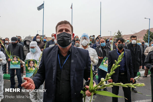 مراسم وداع با پیکر« عبدالرسول نایبی» شهید مدافع سلامت تبریز