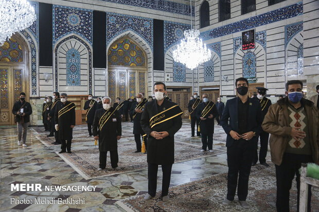 Candle-light ceremony of servants in Hazrat Masoumeh Shrine