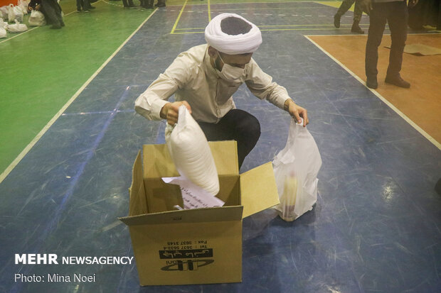 رزمایش کمک مؤمنانه و توزیع بسته های معیشتی در تبریز