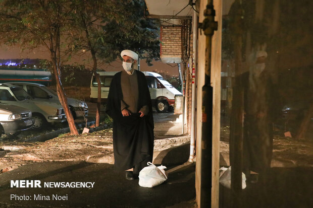 رزمایش کمک مؤمنانه و توزیع بسته های معیشتی در تبریز