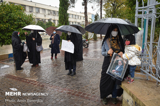 تجمع اعتراضی دانشجویان شیراز در پی ترور دانشمند هسته‌ای کشور
