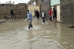 خسارت بارش سیل‌آسای باران و تگرگ به ۵۰ واحد مسکونی در اهر