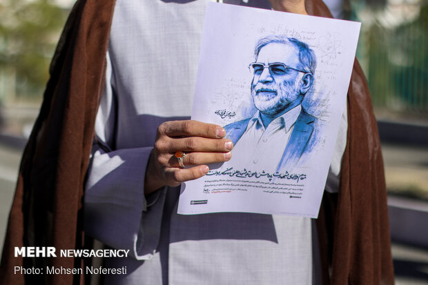 تجمع اعتراض‌آمیز طلاب ودانشجویان بیرجندی‌ درپی ترور شهیدفخری زاده