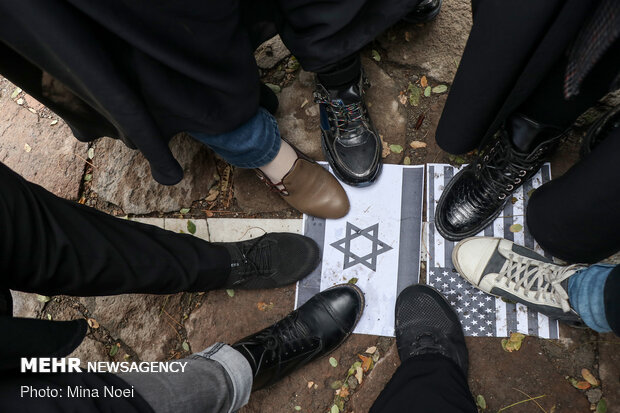 People hold rally in Tabriz for Martyr Fakhrizadeh