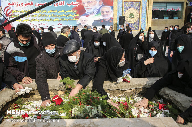 آیین خاکسپاری دانشمند شهید محسن فخری زاده